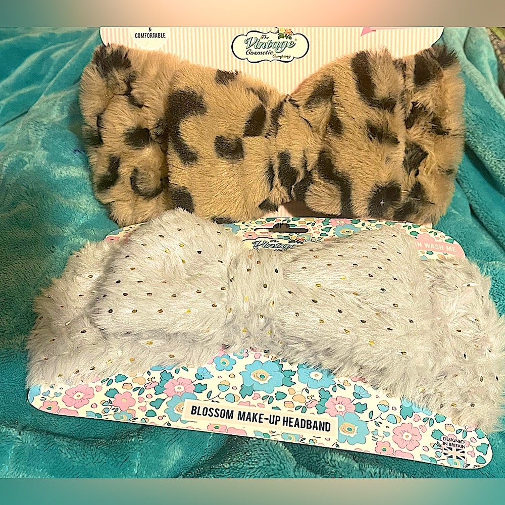 lot 2 velvet stretch BOW headbands NIP super soft: leopard & blue sparkle Hats